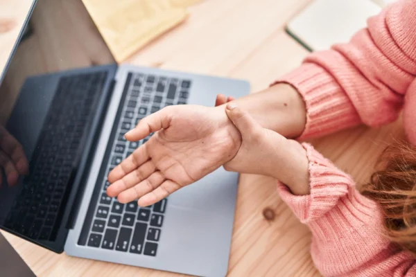 Does Carpal Tunnel Go Away On Its Own